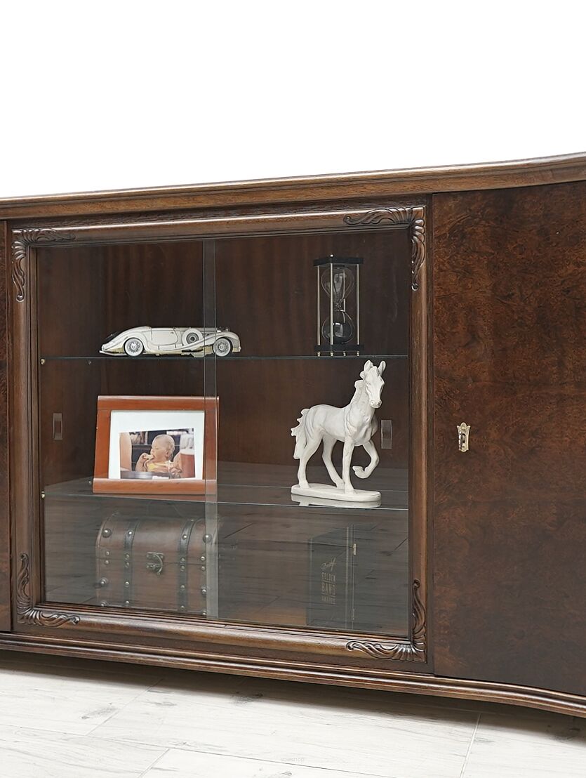 Biblioteka w stylu art deco, lata 30-te. Po renowacji.