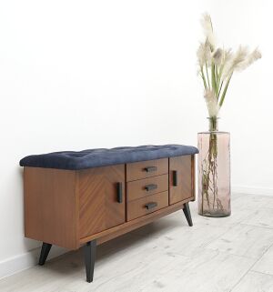 Komoda PRL, Meblostyl Dobrodzień. Po profesjonalnej renowacji.