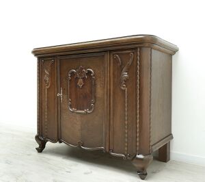 Antyczna komoda z początku XXw. w stylu secesyjnym. Po renowacji.