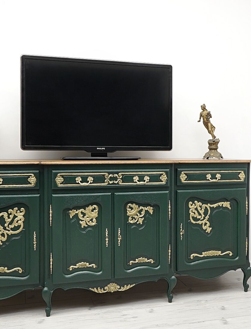 Stylowa komoda z litego dębu. Po profesjonalnej renowacji.