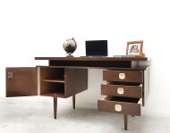 Biurko z czasów PRL. Po profesjonalnej renowacji. - 11