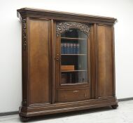 Antyczna biblioteka. Po renowacji. - 2