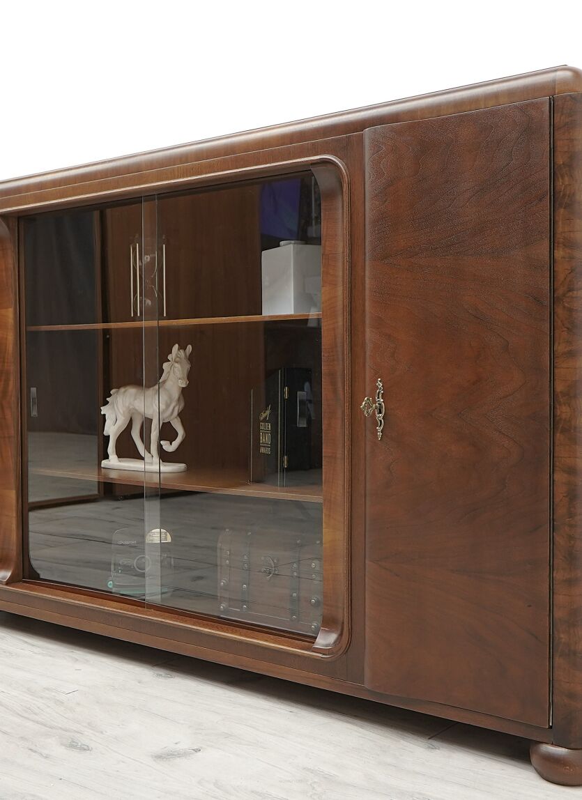 Antyczna biblioteka w stylu art deco, lata 30-te. Po renowacji.