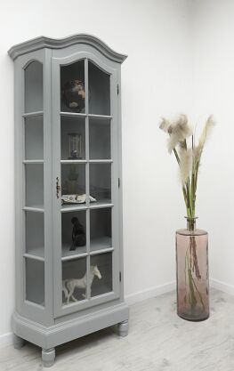 Stylowa witryna z litego drewna dębowego. Po profesjonalnej renowacji.