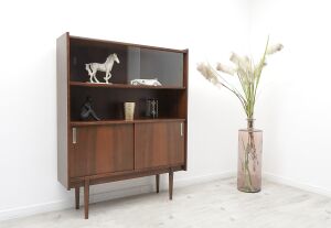 Witryna, biblioteka bytomska PRL. Po profesjonalnej renowacji.