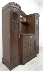 Zabytkowy kredens z lat 20-tych. Po profesjonalnej renowacji. - 2